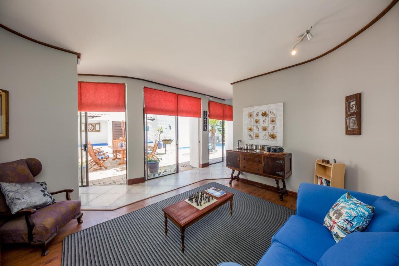 Big Blue Accommodation Bloubergstrand Luaran gambar
